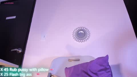 Snapshot of alana_madison chatting on 12-07-24, 02:13 Maeve online show from 12-07-24, 02:13