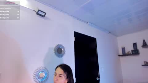 Snapshot of alana_madison chatting on 12-13-24, 02:38 Maeve online show from 12-13-24, 02:38