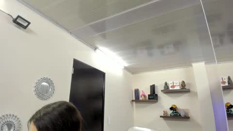 Snapshot of alana_madison chatting on 02-05-25, 10:41 Maeve online show from 02-05-25, 10:41