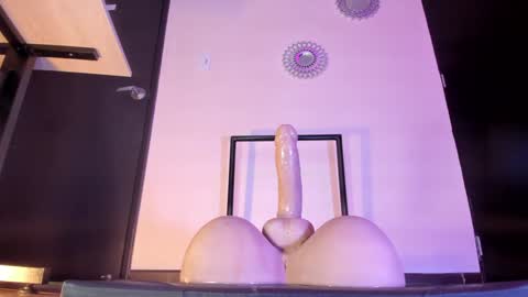 Snapshot of alana_madison chatting on 02-07-25, 02:15 Maeve online show from 02-07-25, 02:15