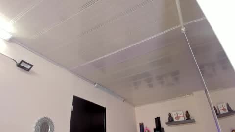 Snapshot of alana_madison chatting on 02-20-25, 10:27 Maeve online show from 02-20-25, 10:27