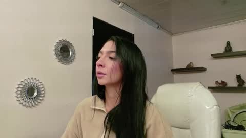 Snapshot of alana_madison chatting on 09-14-25, 10:47 Maeve online show from 09-14-25, 10:47