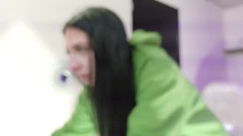 Maeve  online show from 02-18-26, 10:00