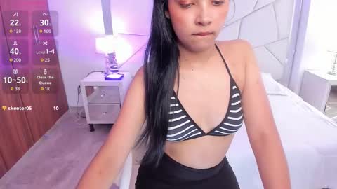 alana  online show from 12-14-25, 07:18