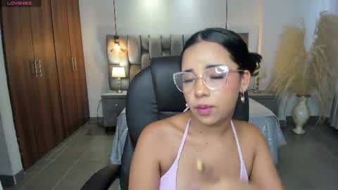 Snapshot of alana_martiins chatting on 07-21-26, 08:11 alana online show from 07-21-26, 08:11