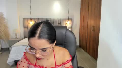 Snapshot of alana_martiins chatting on 07-30-26, 06:51 alana online show from 07-30-26, 06:51