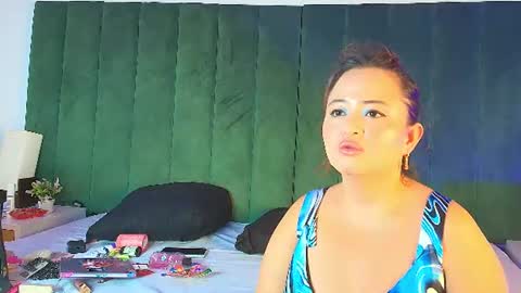Snapshot of alana_petite chatting on 07-15-26, 01:16 ALANA PETITE online show from 07-15-26, 01:16