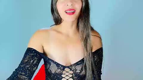 alana_pink95 online show from 02-01-26, 12:04