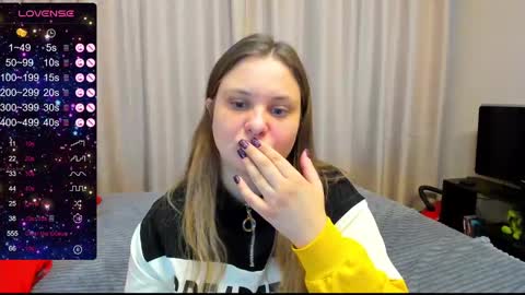 Julia online show from 01-10-25, 07:04