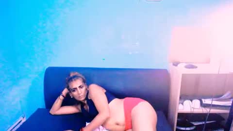 Snapshot of alanadelray chatting on 03-04-25, 01:59 alanadelray online show from 03-04-25, 01:59