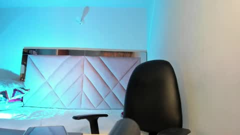 Snapshot of alanah_connor99 chatting on 05-22-26, 06:46 alanah connors online show from 05-22-26, 06:46