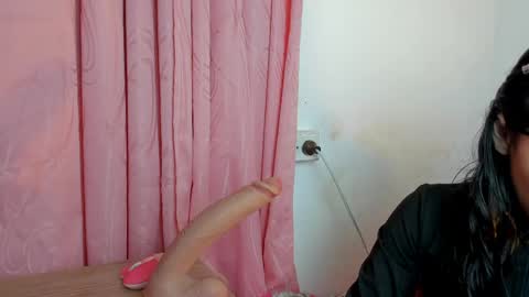 ALANA Please follow me  online show from 05-28-26, 02:53