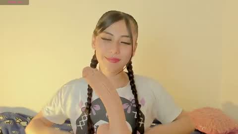 ALANA Please follow me  online show from 07-29-26, 06:50