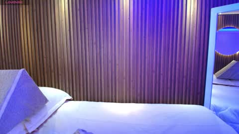 Sasha online show from 09-17-25, 03:41