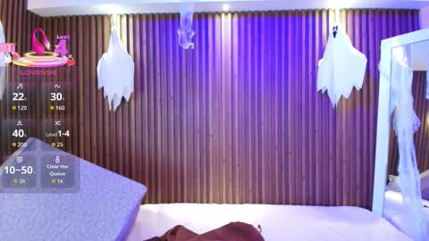 Sasha online show from 10-14-25, 03:29