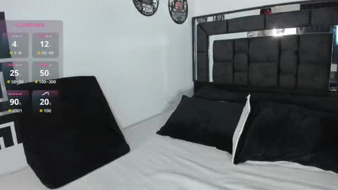 Snapshot of alanblack1 chatting on 11-07-25, 10:21 alanblack1 online show from 11-07-25, 10:21