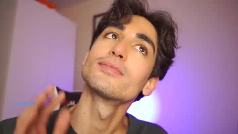 idenavarre online show from 12-04-24, 10:19