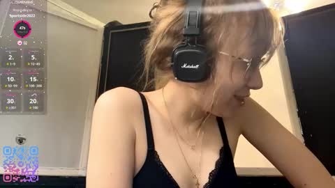 Stella online show from 09-25-25, 05:38