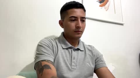 alanj998 online show from 10-04-25, 11:47