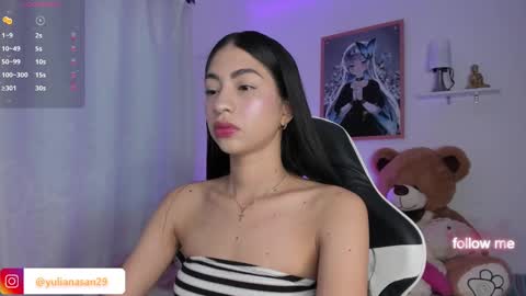 Snapshot of alannah__ chatting on 02-04-25, 11:38 online show from 02-04-25, 11:38