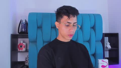 alannaughty_ online show from 01-12-25, 10:22