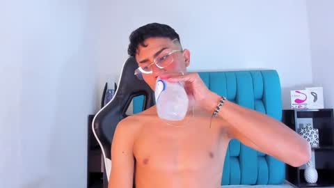 alannaughty_ online show from 01-26-25, 09:07