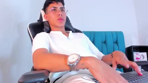 alannaughty_ online show from 02-10-25, 09:58