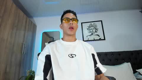 alannaughty_ online show from 04-17-26, 01:19