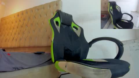 Snapshot of alantrickz365 chatting on 01-13-26, 03:01 alantrickz365 online show from 01-13-26, 03:01