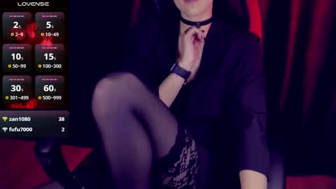 Snapshot of alariafatal chatting on 10-11-25, 10:19 Alaria online show from 10-11-25, 10:19