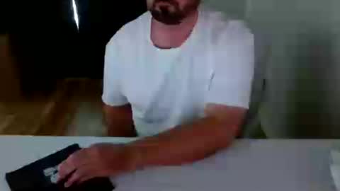 Snapshot of alaska4411 chatting on 06-25-26, 08:35 John online show from 06-25-26, 08:35