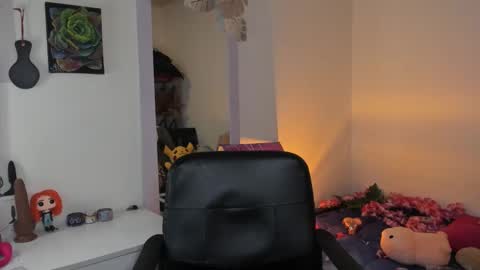 Caro online show from 03-26-26, 04:56