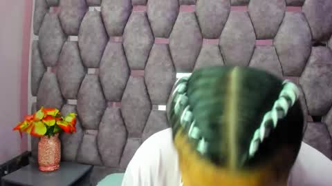 AlaSmith  online show from 11-18-25, 02:17