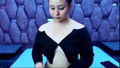 AlaSmith  online show from 04-18-26, 02:37