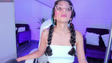 Alassia Hocthner online show from 10-04-25, 12:03