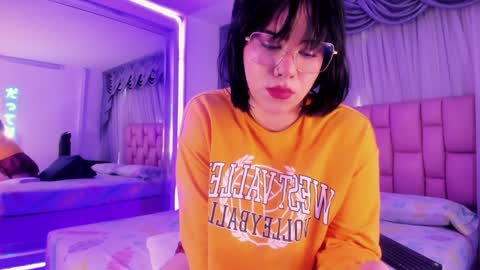 albaandthayron online show from 01-22-25, 12:06