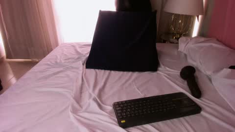 albaandthayron online show from 02-01-25, 06:08