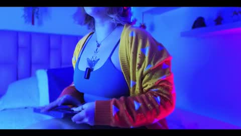 albaandthayron online show from 11-13-25, 12:15