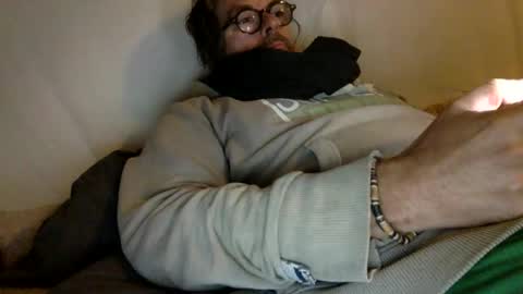 Snapshot of albandant chatting on 10-18-25, 08:59 albandant online show from 10-18-25, 08:59