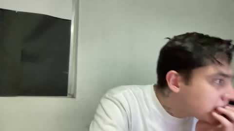 alber753713 online show from 06-01-26, 02:57