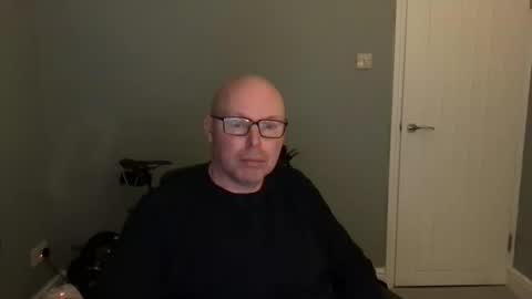 Snapshot of alc300170 chatting on 01-22-25, 08:51 alc300170 online show from 01-22-25, 08:51