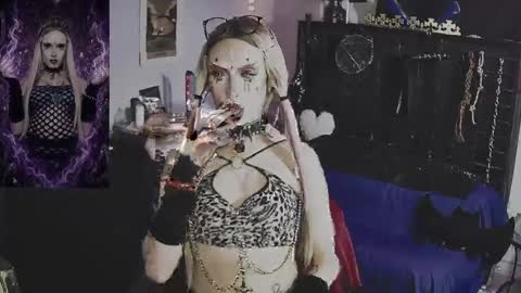 Snapshot of alchemymistic chatting on 05-01-26, 10:58 Mistic witch online show from 05-01-26, 10:58