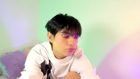 Snapshot of ale_aurarashii chatting on 06-25-26, 08:24 Ale aurarashii online show from 06-25-26, 08:24