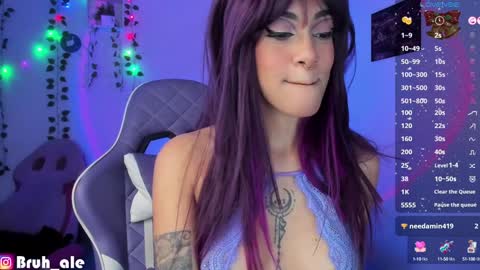 Snapshot of ale_petitee chatting on 12-19-24, 06:12 alexa online show from 12-19-24, 06:12