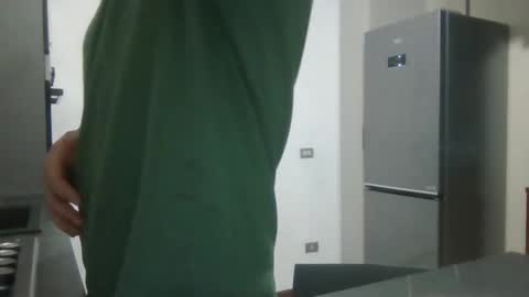 Snapshot of aledewalt chatting on 01-13-25, 06:16 call me on skp alexdewalt online show from 01-13-25, 06:16