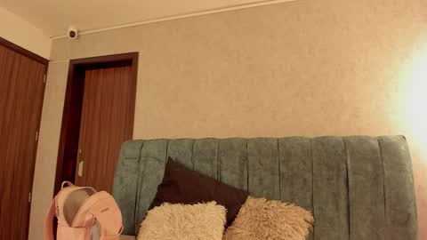 Aleera online show from 02-06-26, 08:23