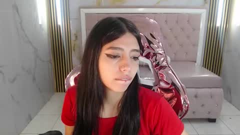 Snapshot of alehp_rose_s chatting on 11-13-25, 01:10 Ale online show from 11-13-25, 01:10