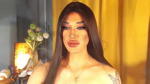 Snapshot of aleinacroft chatting on 02-14-25, 03:15 aleinacroft online show from 02-14-25, 03:15