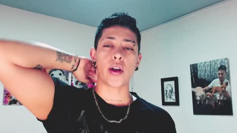 Alejandra online show from 02-08-25, 07:27