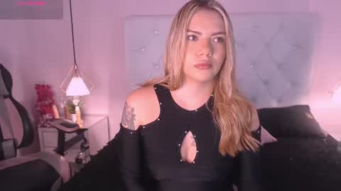 Snapshot of aleja_gh1 chatting on 07-07-26, 07:40 1 online show from 07-07-26, 07:40